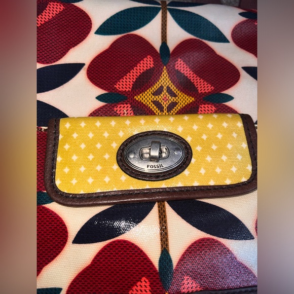 Fossil Key-Per Purse - Picture 3 of 10